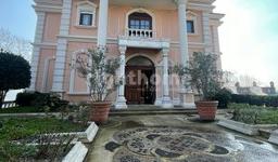 RH 359 - Luxurious mansion with Bosphorus views in Sariyer